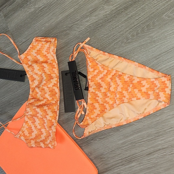 Orange confetti set with bag - Picture 2 of 7